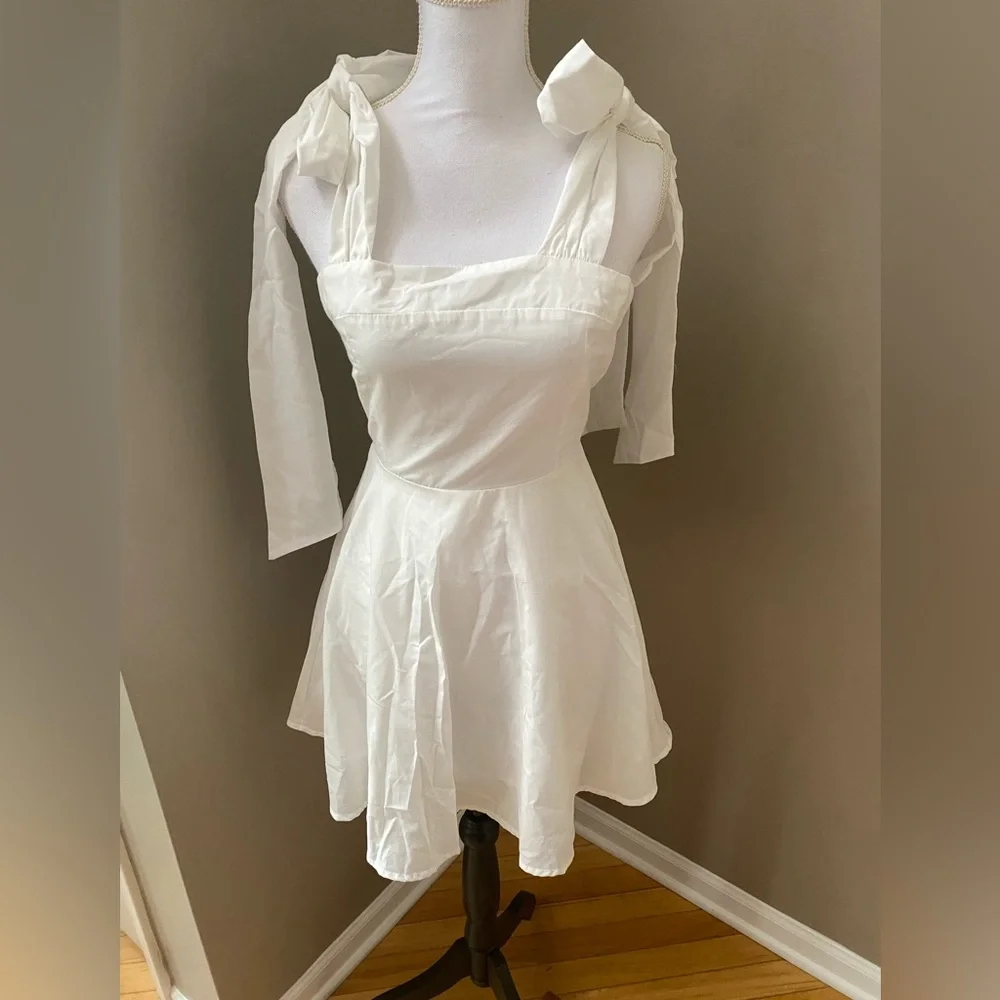 NWT Bikinishe Square Neck tie Strap Mini Dress